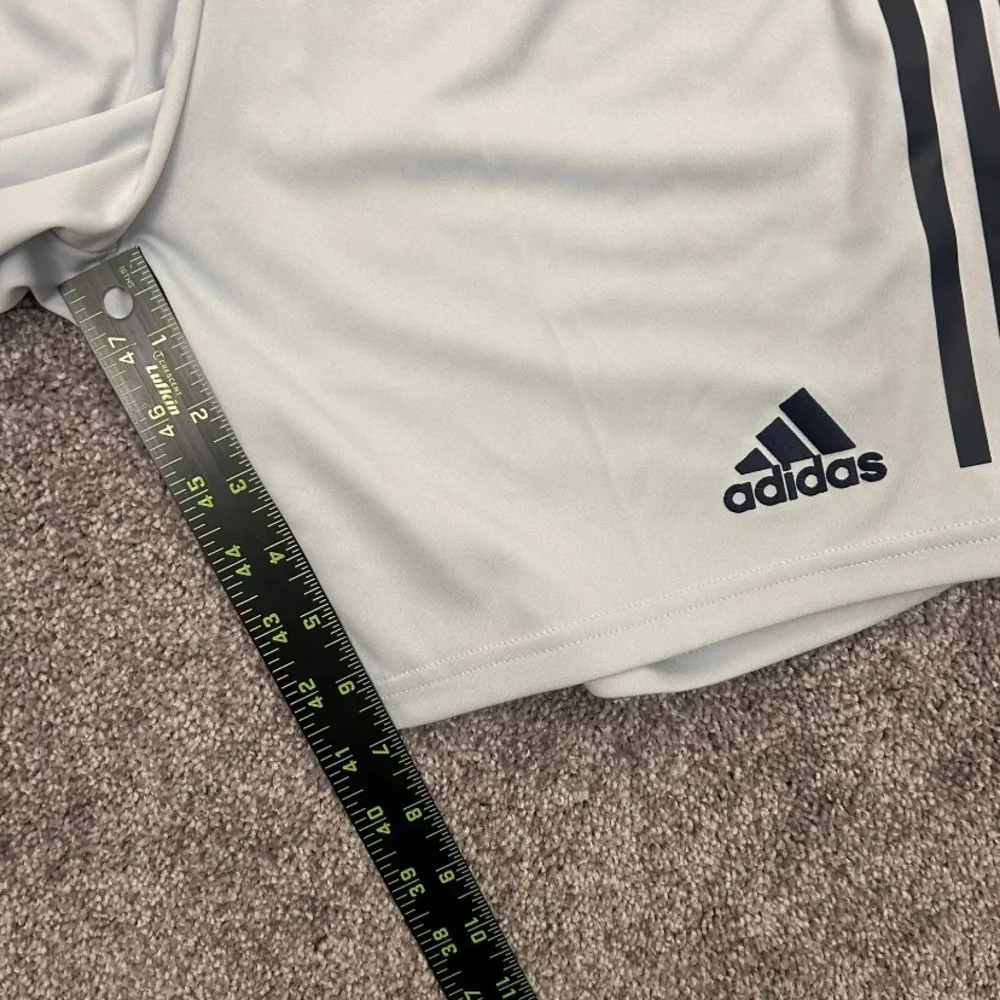 adidas men st